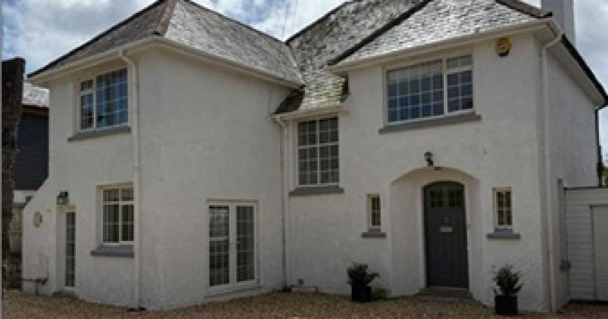 Plans to turn 1930s Falmouth house into huge modern home