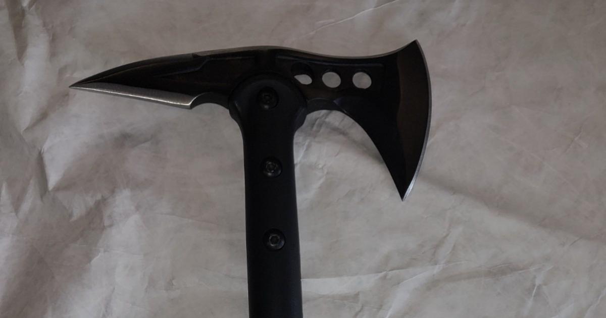 Bradford Royal Infirmary: Staff find axe in grounds