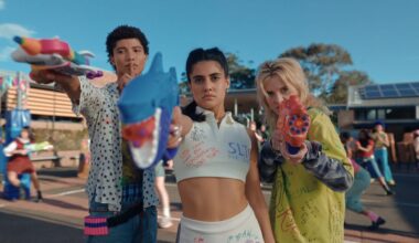 "Completely-obsessed!" Netflix's hit coming-of-age drama packed with plot twists is back next week