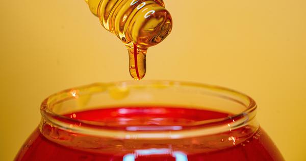 Do honey’s health and healing claims stack up to the science?