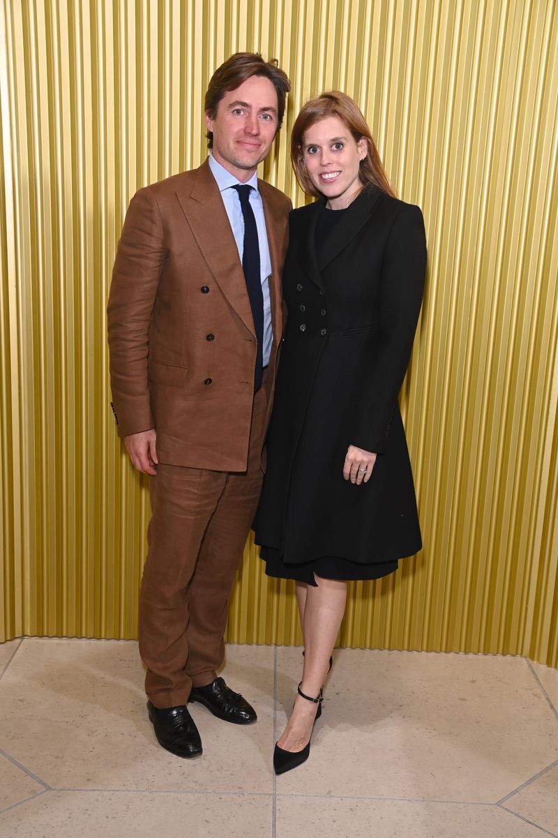 Amid ongoing rumors of a possible rift, Princess Beatrice’s husband, Edoardo Mapelli Mozzi, has made a move that has not gone unnoticed. 