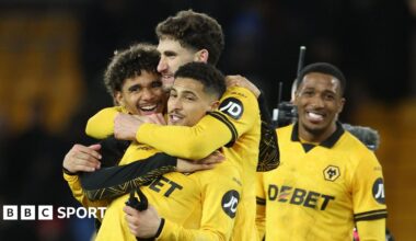 Premier League LIVE: Build up to four games including Bournemouth v Brentford, Everton v Burnley, Leeds United v Sunderland and Wolves v Liverpool
