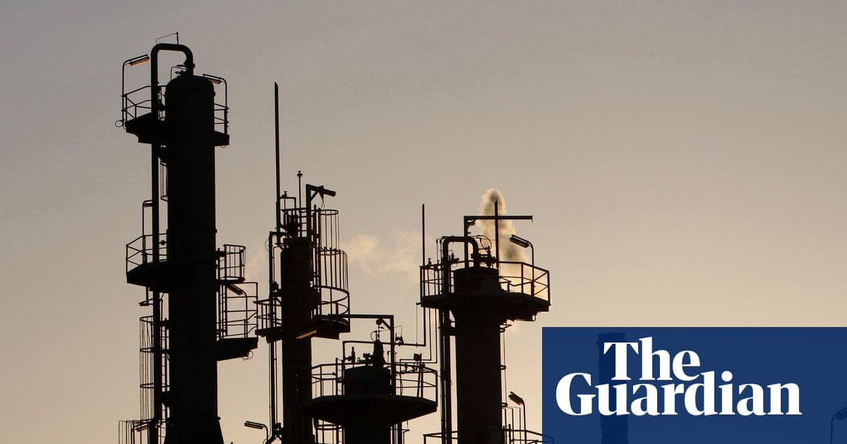 Australian governments subsidising fossil fuel use by more than $30,000 a minute, analysis finds | Fossil fuels