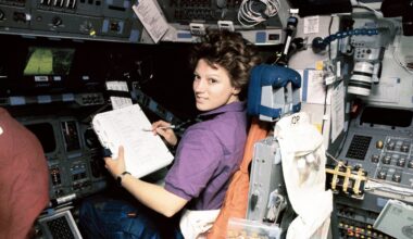 How Eileen Collins forged her own path to space