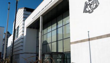 Man admits several counts of fraud and wearing military uniform without permission