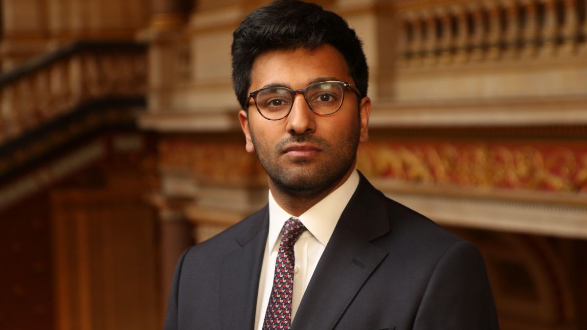 UK foreign policy is choked by lawyers, says departing diplomat