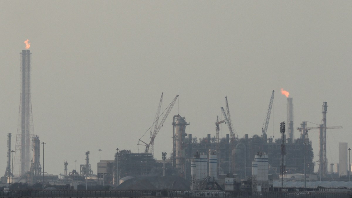 FTSE 100 drops sharply as Iran conflict broadens