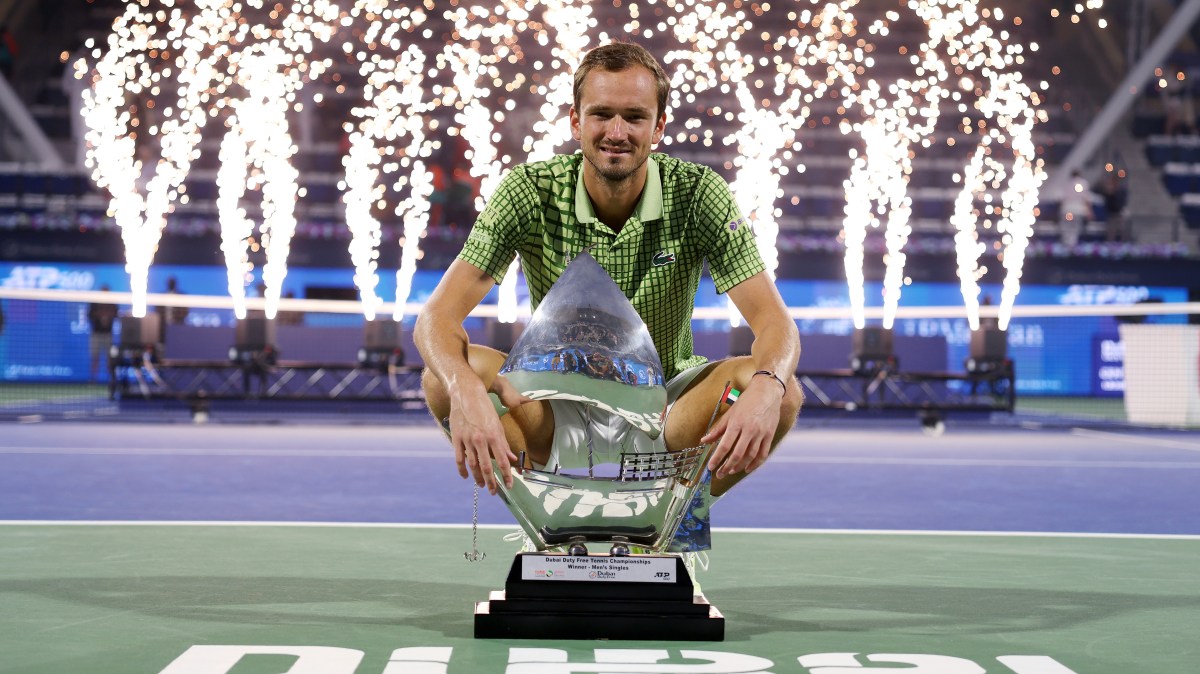 Dozens of jockeys and trainers stranded in Dubai due to Iran conflict