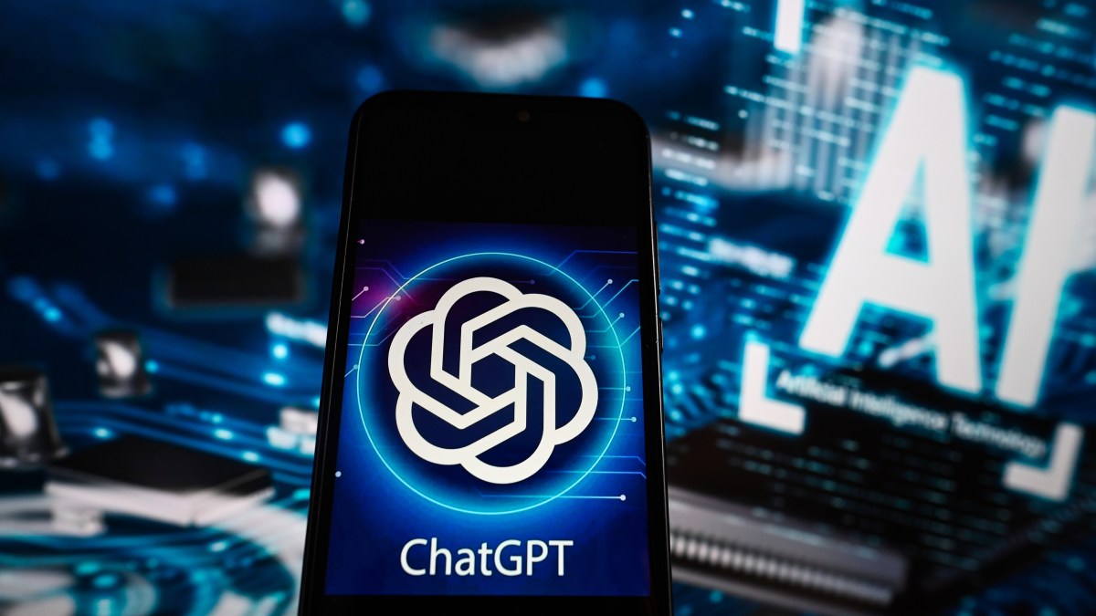 why women turn to AI on health