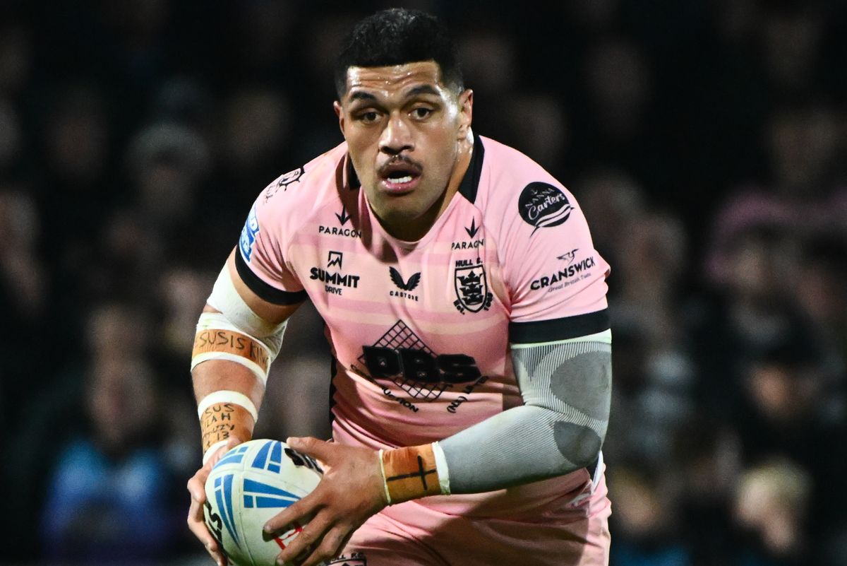 Hull FC loose-forward John Asiata.