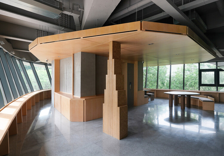A Community Art Ecosystem in Practice / MINOR lab - Interior Photography, Kitchen, Wood, Glass