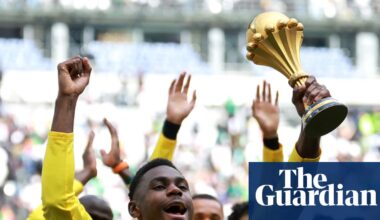 Senegal parade Afcon trophy at Stade de France in defiance at being stripped of title | Senegal football team