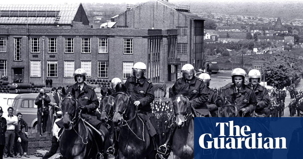 Orgreave inquiry formally under way into policing during miners’ strike | The miners’ strike 1984-85