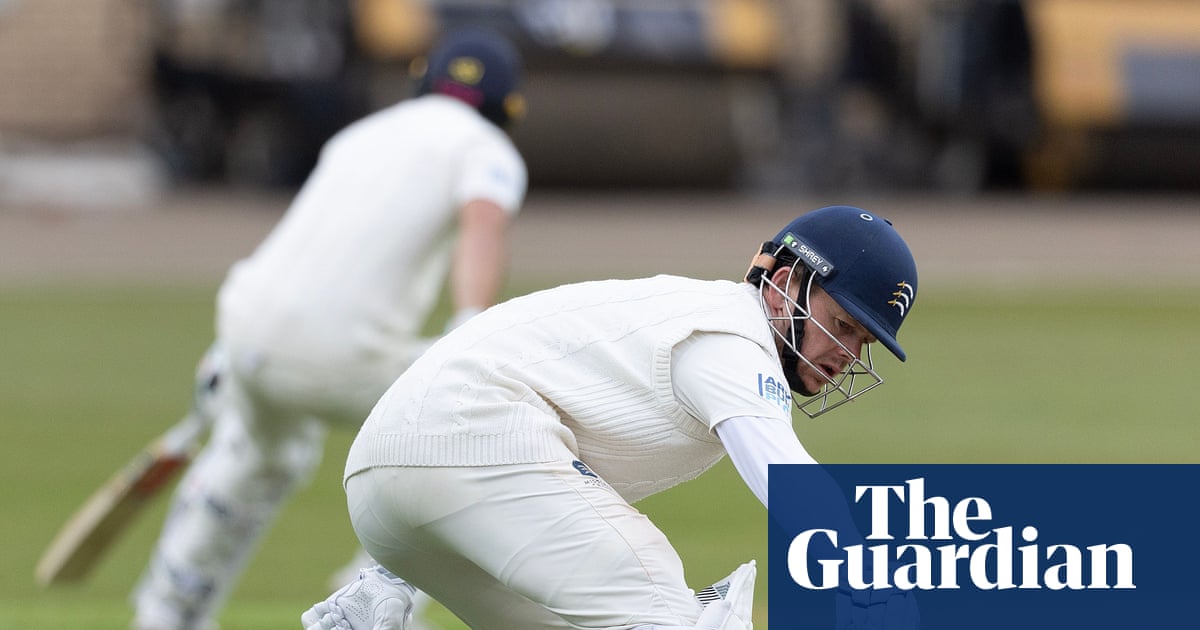 Middlesex ‘drifting towards irrelevance’: Gatting leads revolt against club leadership | Middlesex