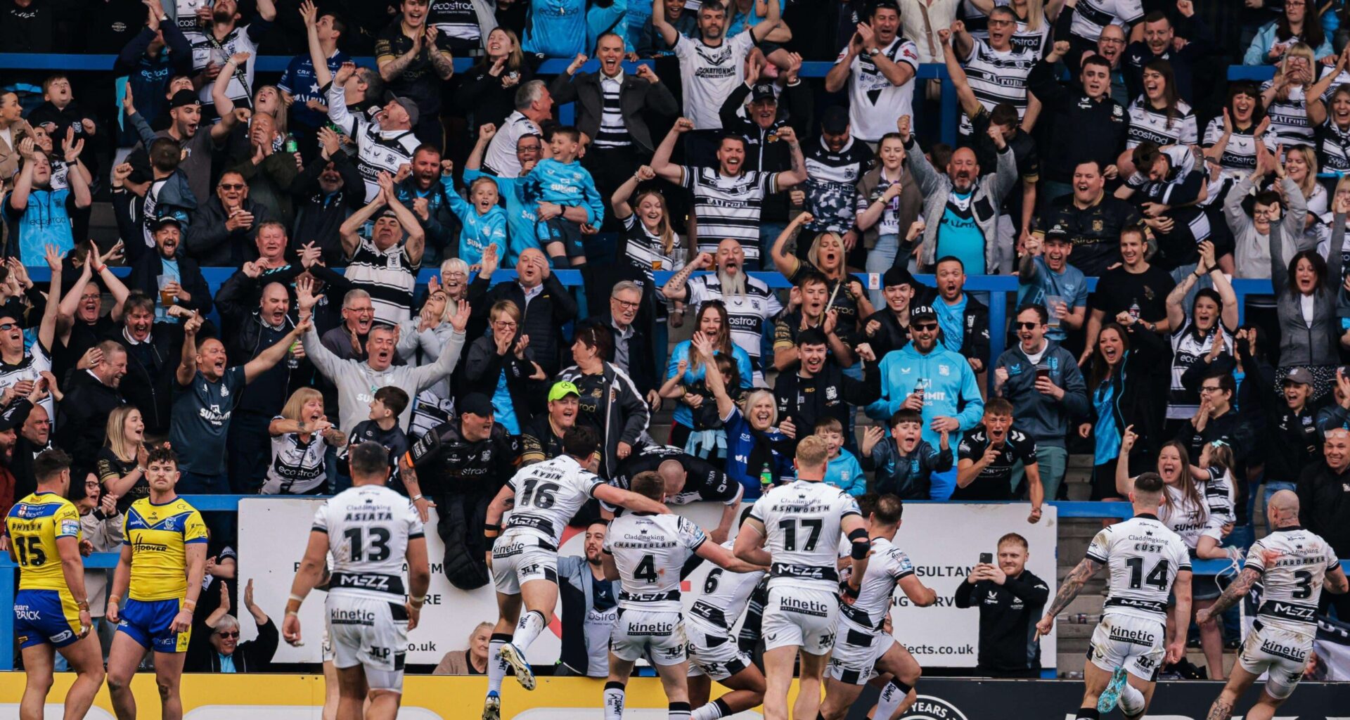 Hull FC land top spot