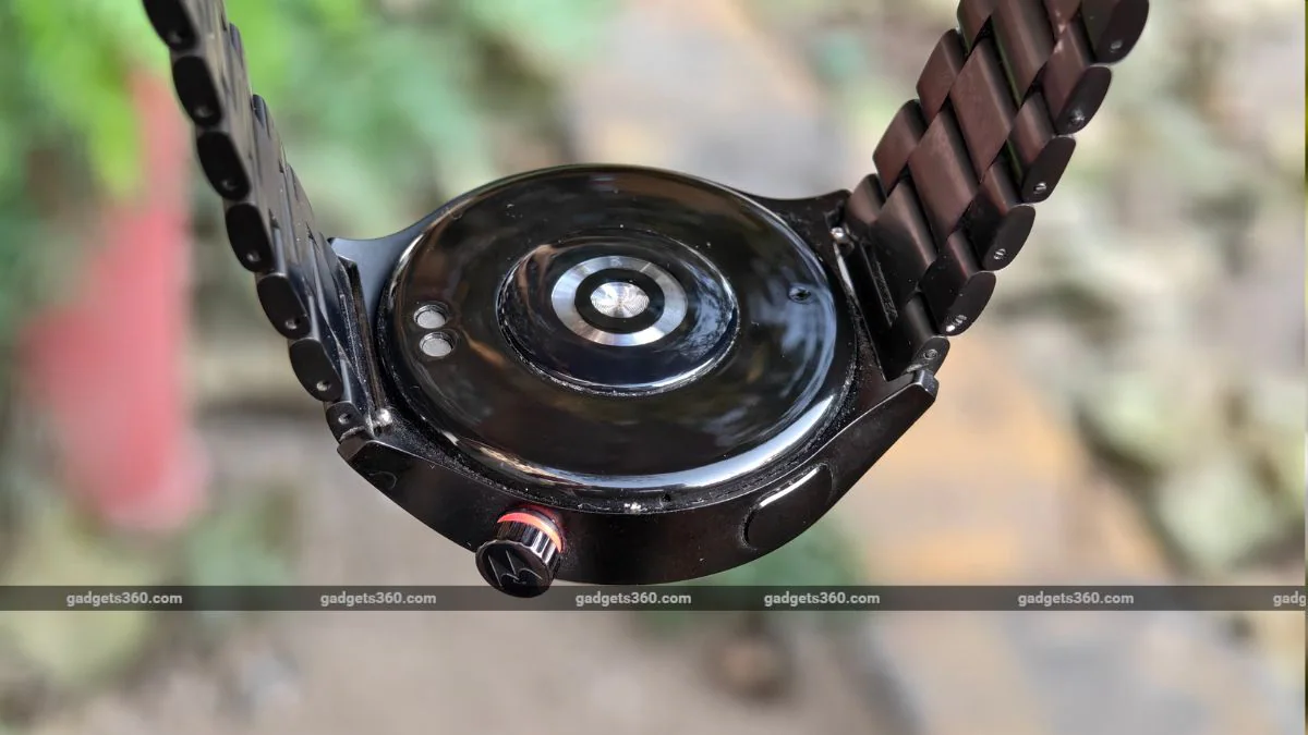 3 Moto Watch