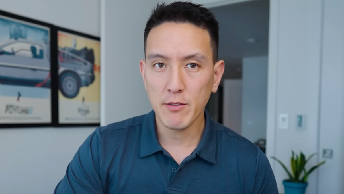 Former financial advisor admits years of money mistakes will cost him $750K. Avoid these bad habits to grow your wealth