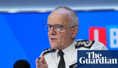 Met accused of insulting black people with shake-up of anti-racism strategy | Metropolitan police