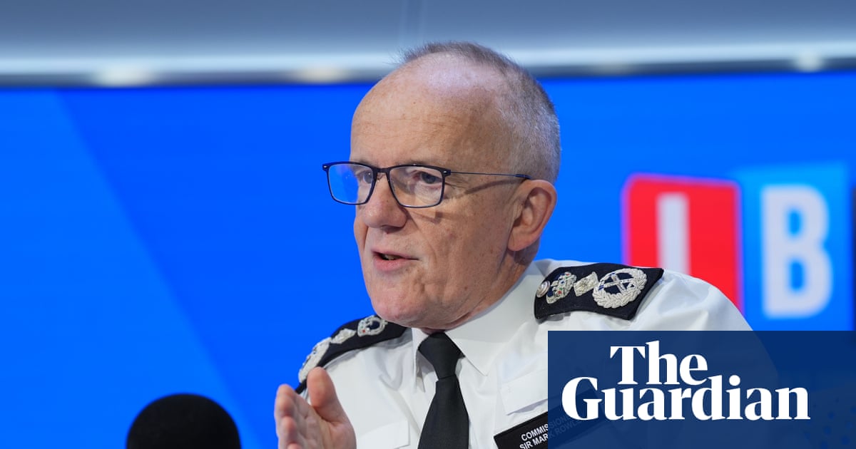 Met accused of insulting black people with shake-up of anti-racism strategy | Metropolitan police