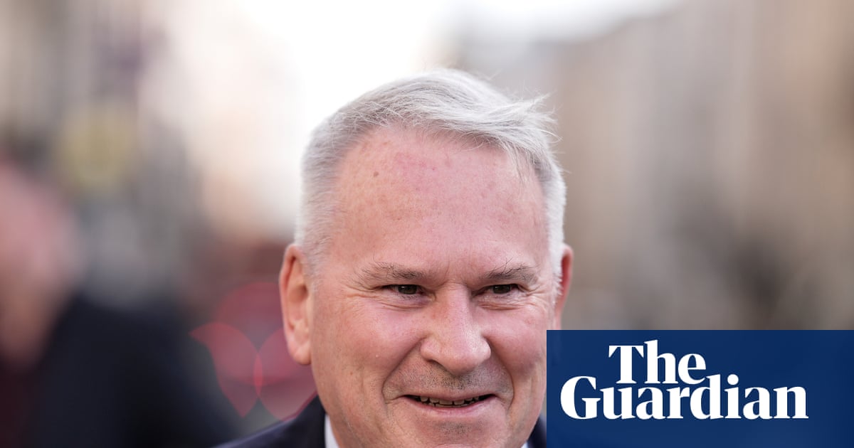 ‘Inconceivable’ Gerry Adams was not involved in IRA bombings, claims former British army commander | Gerry Adams