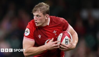 Jac Morgan in action for Wales