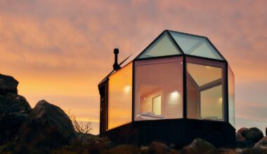 Airbnb reveals the ultimate UK stays perfect for a book-worm escape