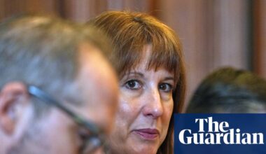 UK economy unexpectedly flatlined in January, official figures show | Economic growth (GDP)