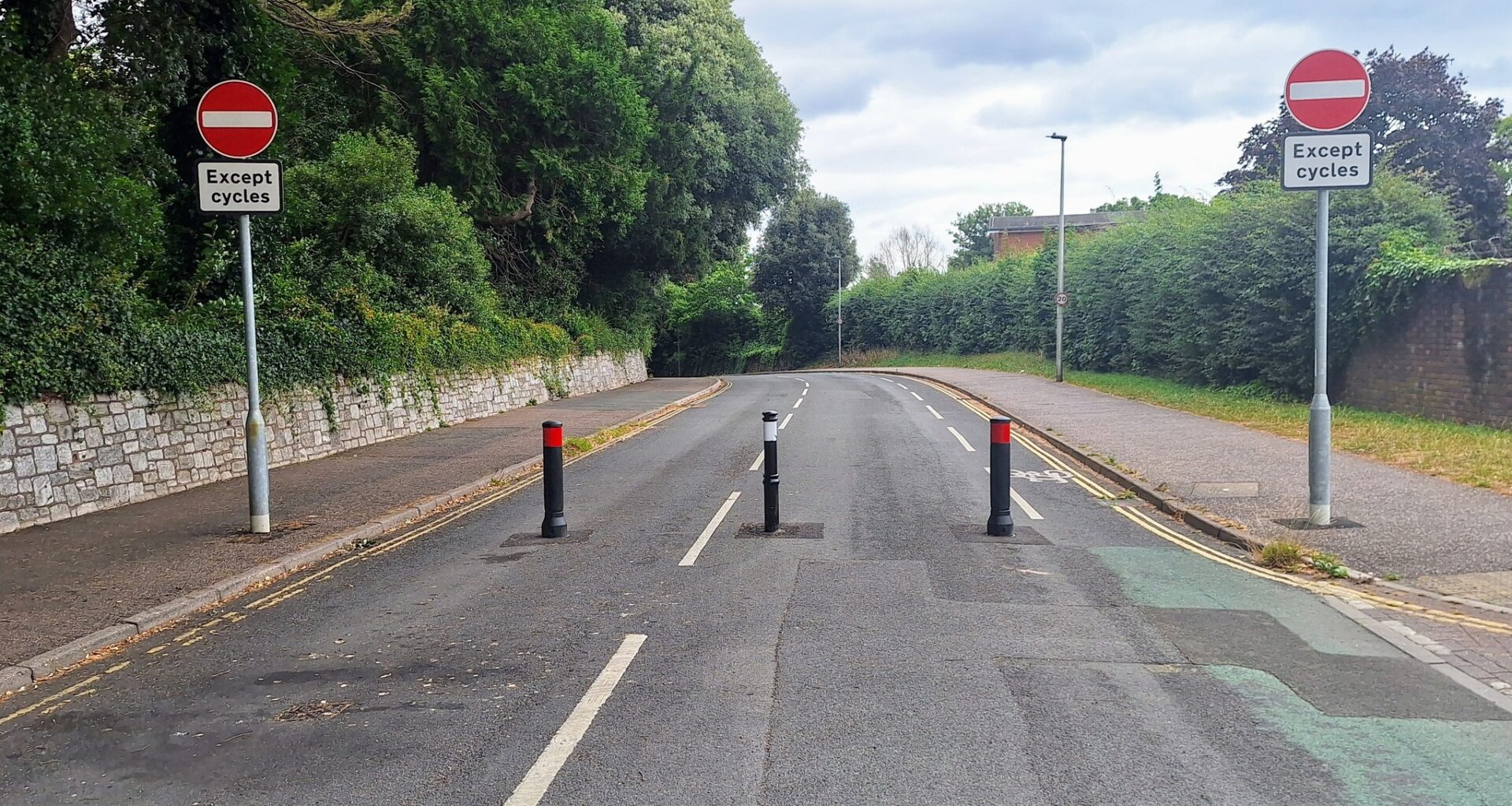 'Cycling only' road closed to drivers since the pandemic faces pressure to reopen, but council hopeful "safe, accessible and attractive cycling routes" still possible - Cycling News | Bike Reviews