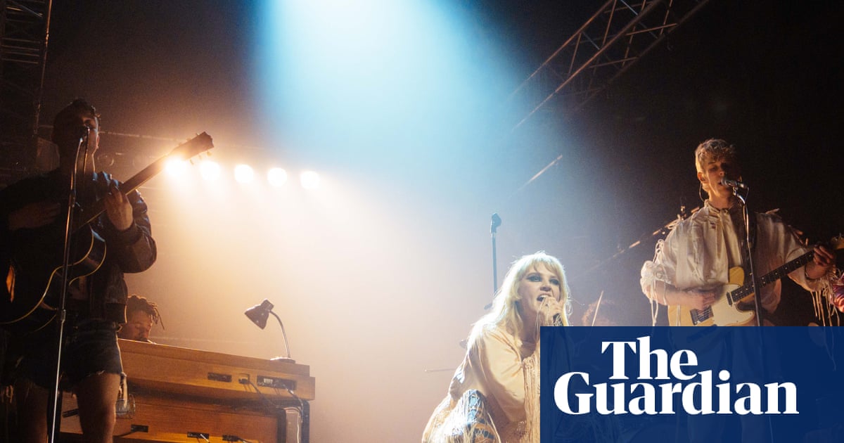 ‘It shook the plaster off the ceiling’: Self Esteem and David Hare on reviving rock romp Teeth ‘n’ Smiles | Stage