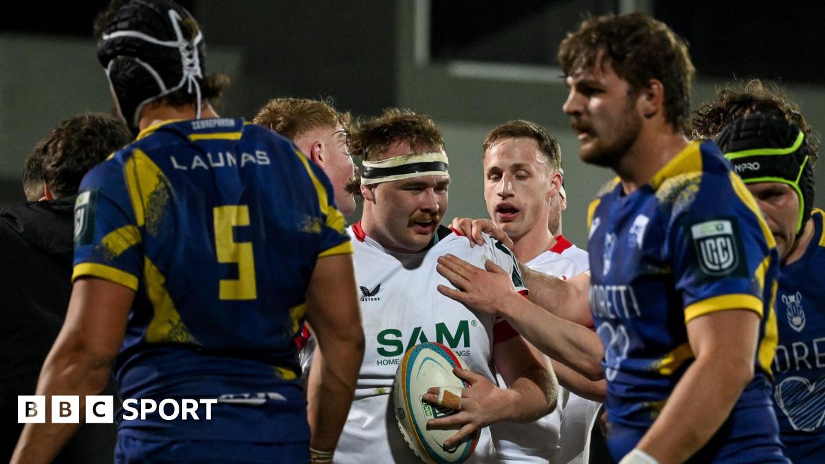 Tom McAllister celebrates try