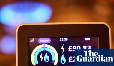 UK energy: about 14m households getting ‘below-average’ service | Energy bills