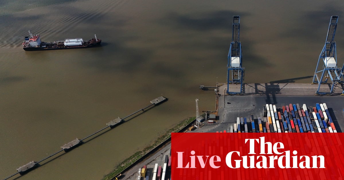 UK stagnated in January in ‘worrying start’ to 2026, as economy faces disruption from Iran war – business live | Business