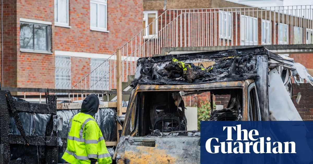 Mayor of Bath resigns after posts suggesting London ambulance fires were Israeli ‘false flag’ | UK news