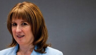 Money expert says 'don't wait for Reeves' and save £4,000 now | Personal Finance | Finance