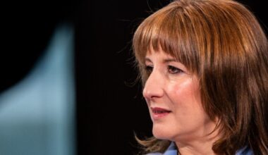 Rachel Reeves's new pension 'tax grab' could cost Brits extra £256 | Personal Finance | Finance