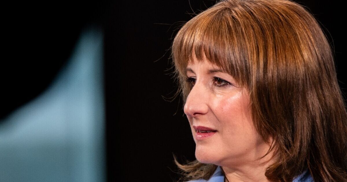 Rachel Reeves's new pension 'tax grab' could cost Brits extra £256 | Personal Finance | Finance