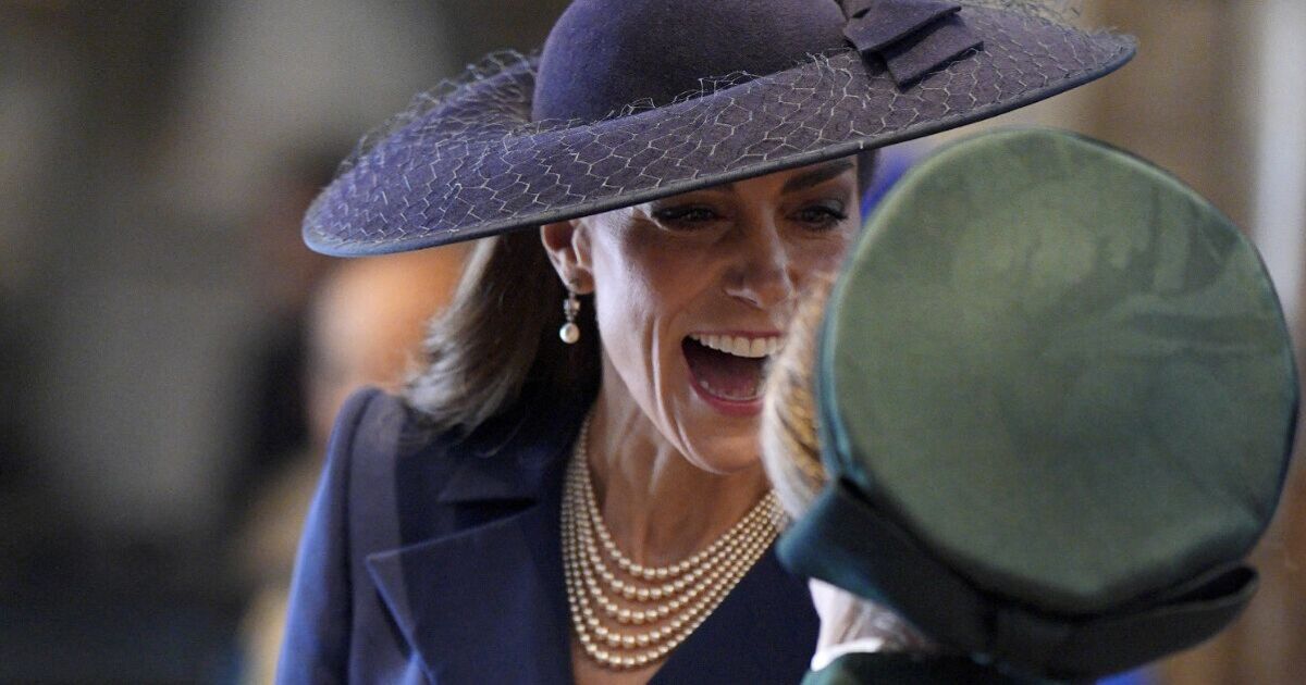 Princess Kate's awkward moment with royals at Commonwealth Service | Royal | News