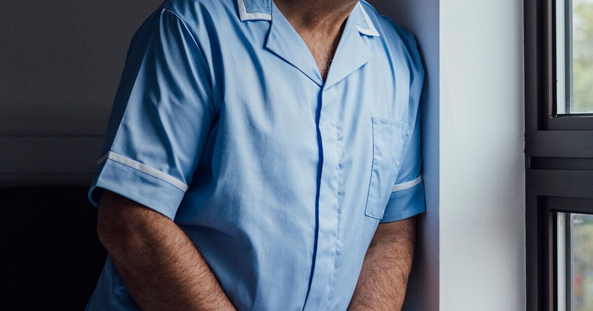 Hospital nurse suspended for telling joke he claims Ricky Gervais said | UK | News