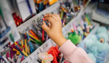 Major high street retailer with 500 UK stores announces closure - 'no longer sustainable' | UK | News