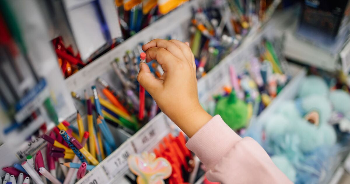 Major high street retailer with 500 UK stores announces closure - 'no longer sustainable' | UK | News