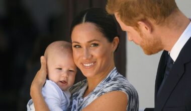 Harry and Meghan issued blunt warning over Archie and Lilibet's future | Royal | News