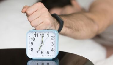 5 Habits Separate People Who Age Well From Those Who Don't