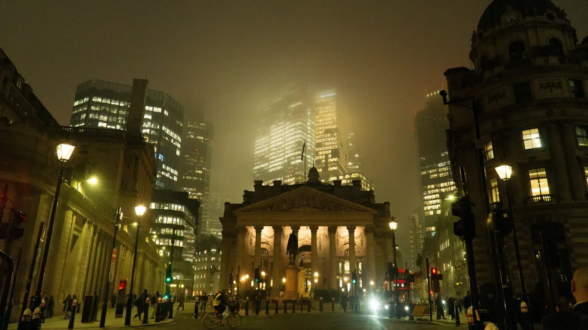 UK jobs market hit by longest run of staff cuts since pandemic