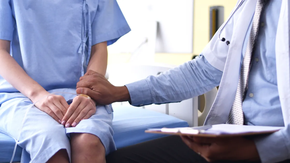 70,000 cancer patients wait more than two months for treatment