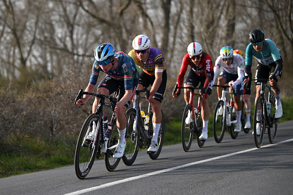 KOKSIJDE, BELGIUM - MARCH 20: Gil Gelders of Belgium and Team Soudal Quick-Step leads the breakaway during the 24th Bredene Koksijde Classic a 203.4km one day race from Oostende to Koksijde on March 20, 2026 in Koksijde, Belgium. (Photo by Luc Claessen/Getty Images)