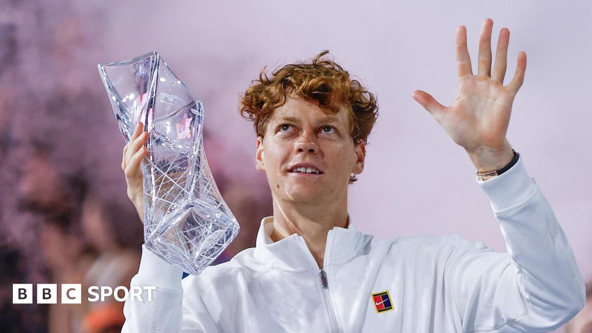 Jannik Sinner celebrates winning the Miami Open