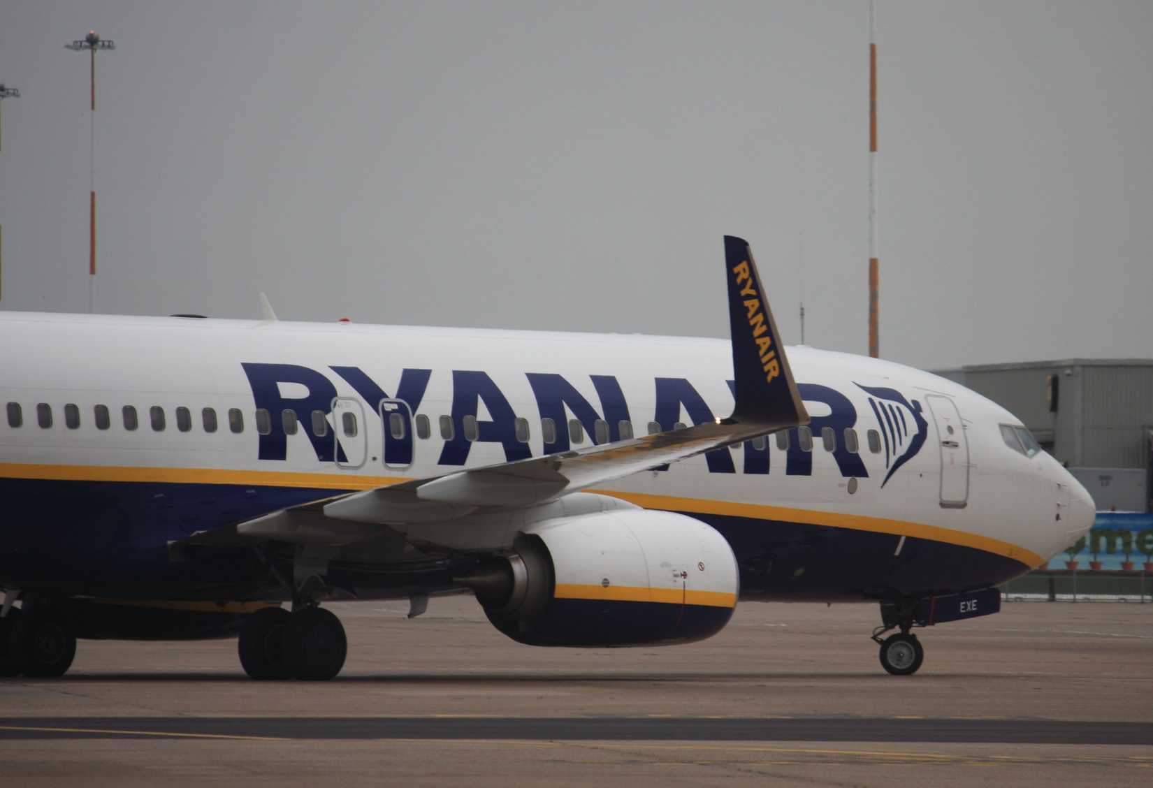 EI- EXE Ryanair Boeing 737 parked on the tarmac