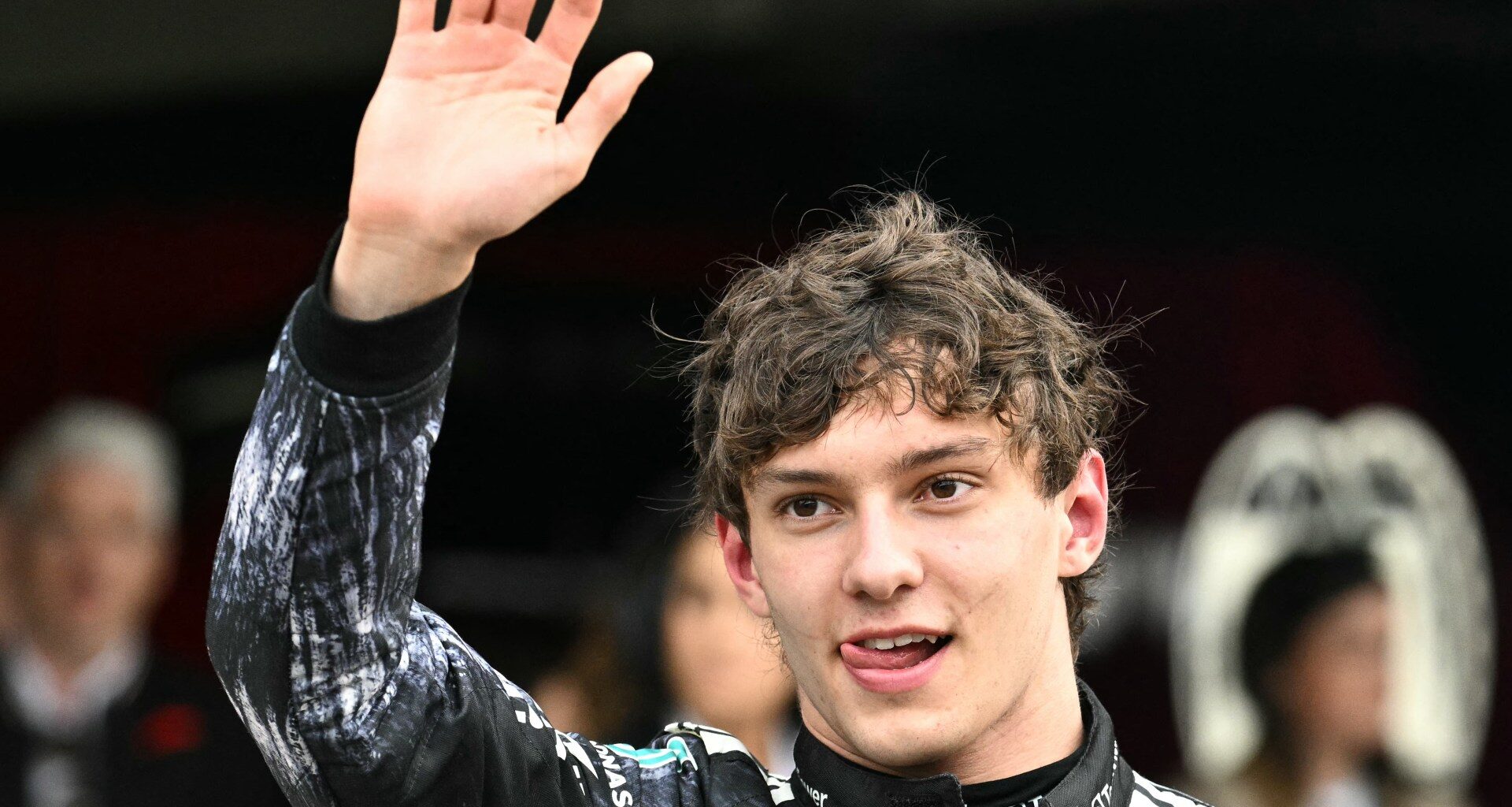 Kimi Antonelli wins Japanese GP to become youngest F1 title leader | Motorsports News