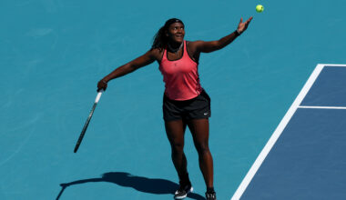 Baptiste defeats Ostapenko in Miami to reach first WTA 1000 quarterfinal