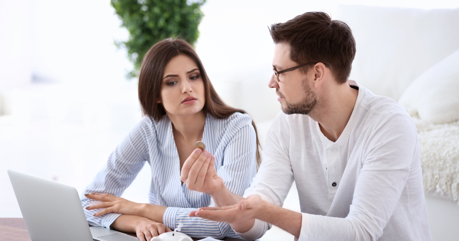 Children who grew up in homes where money was tight but never discussed openly usually become adults who display these 8 financial behaviors even after they're financially stable